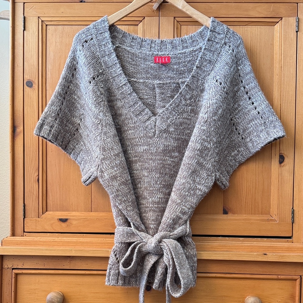 Elle Super Soft Short Sleeve Belted Sweater/Vest w/Knit Tie, L, Brown Tan/Cream